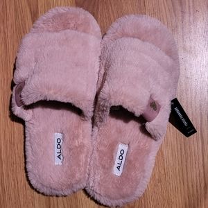 Aldo Baby Pink Faux Fur Open-Toe Slippers M